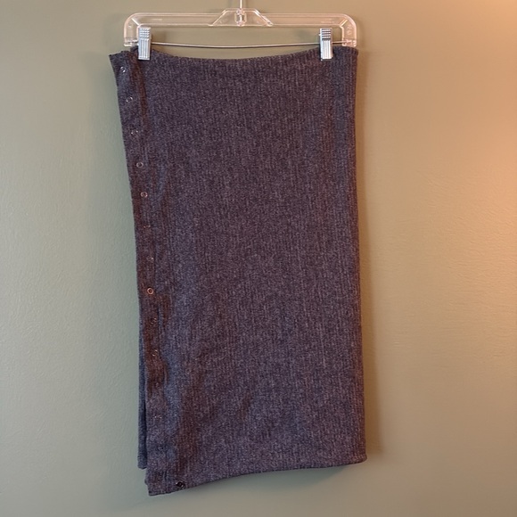 Lululemon Vinyasa Convertible Scarf Heathered Grey Striped Button - Picture 5 of 8